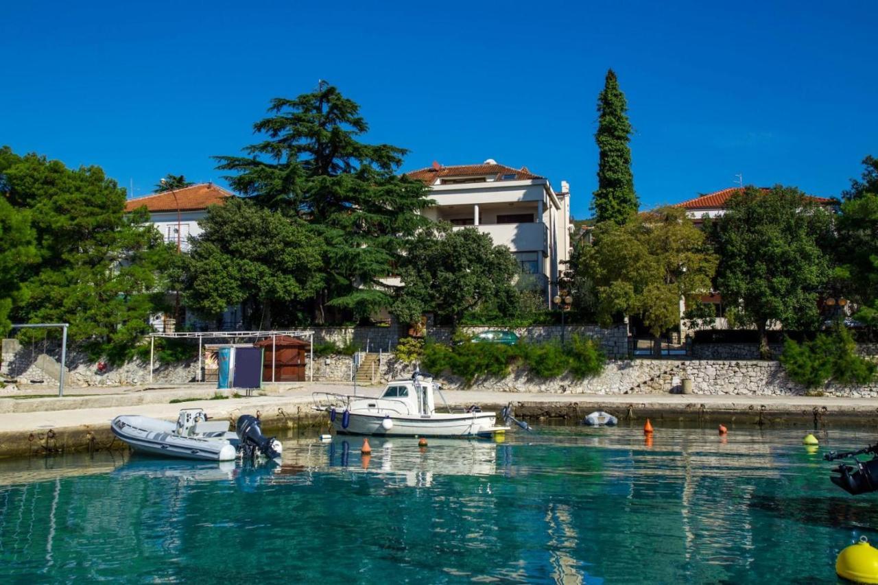 Villa Maslina Apartments Crikvenica Exterior photo